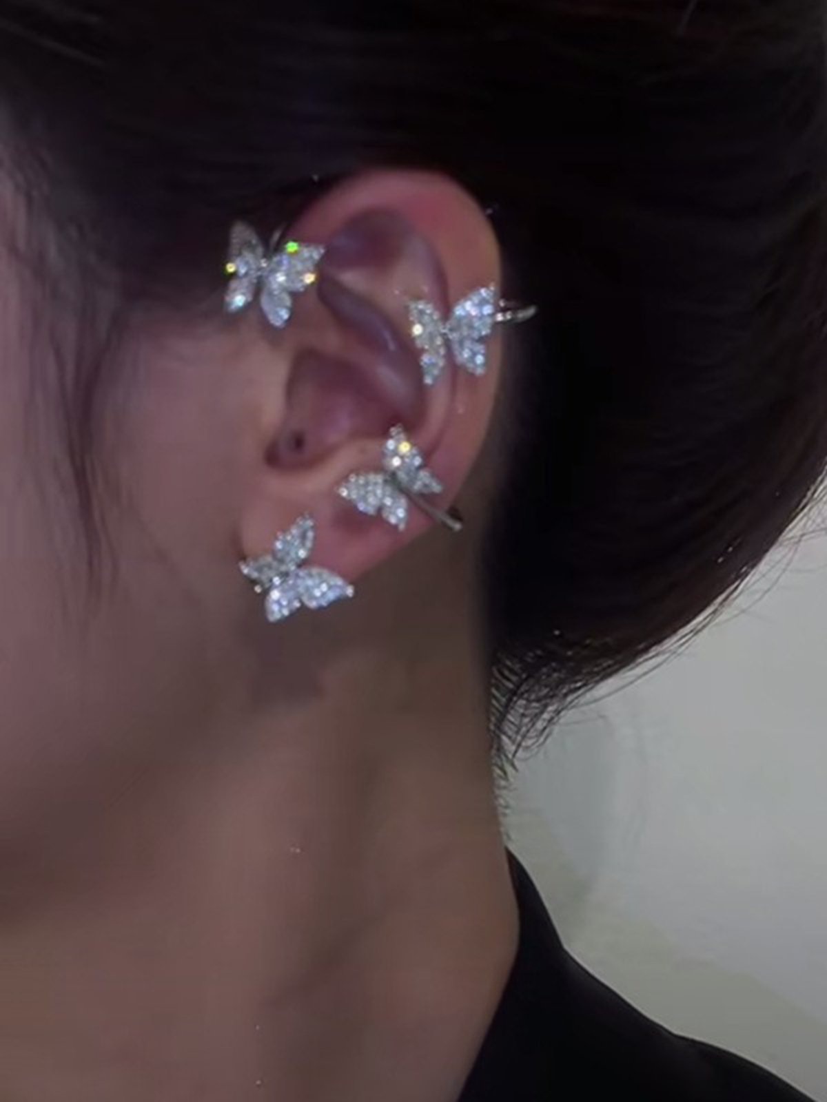 Aleación Diamante De Imitación Mariposa Bofetada Aretes